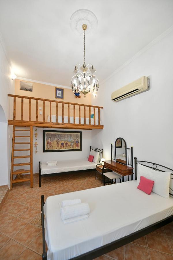 Villa Maria'S House à Hydra  Extérieur photo