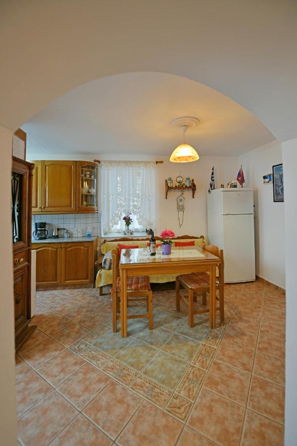 Villa Maria'S House à Hydra  Extérieur photo