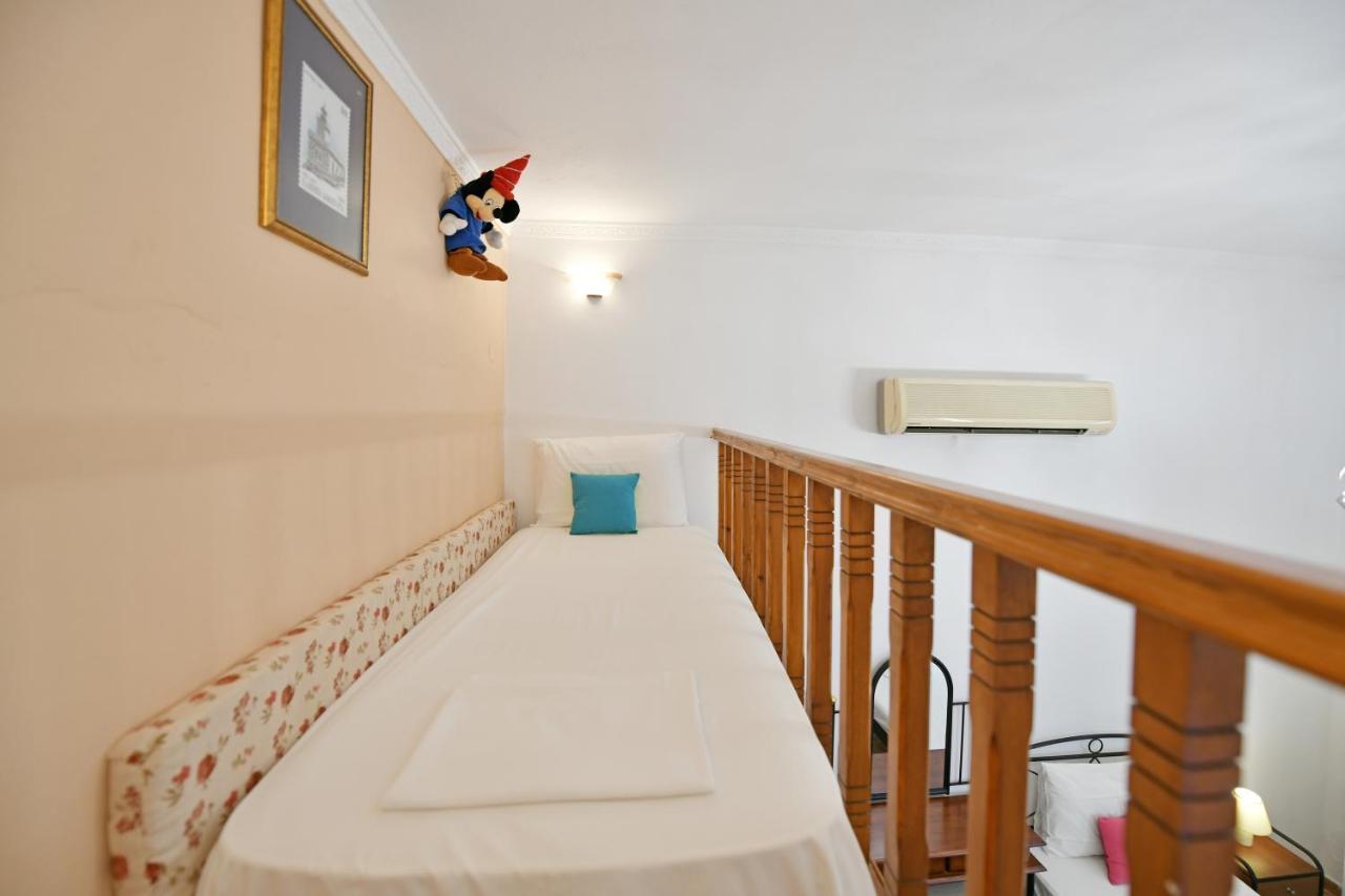 Villa Maria'S House à Hydra  Extérieur photo