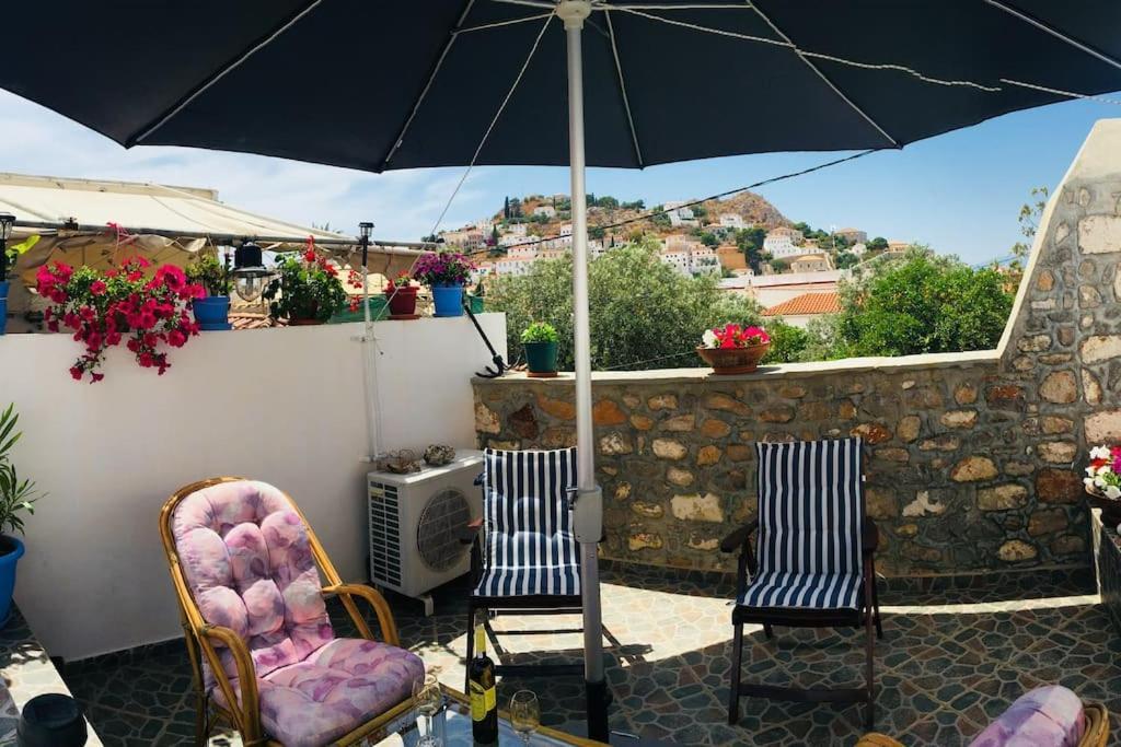 Villa Maria'S House à Hydra  Extérieur photo