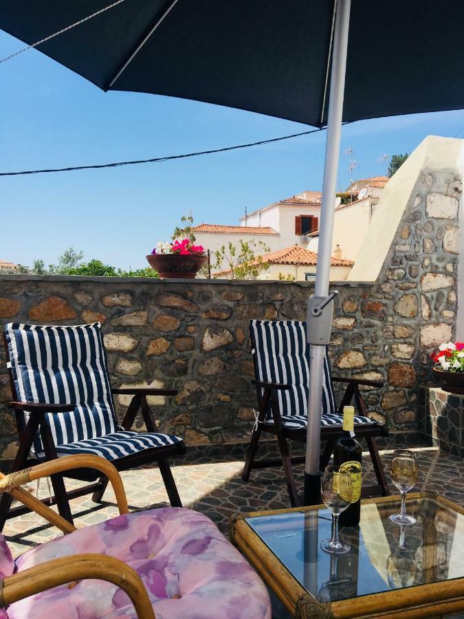 Villa Maria'S House à Hydra  Extérieur photo